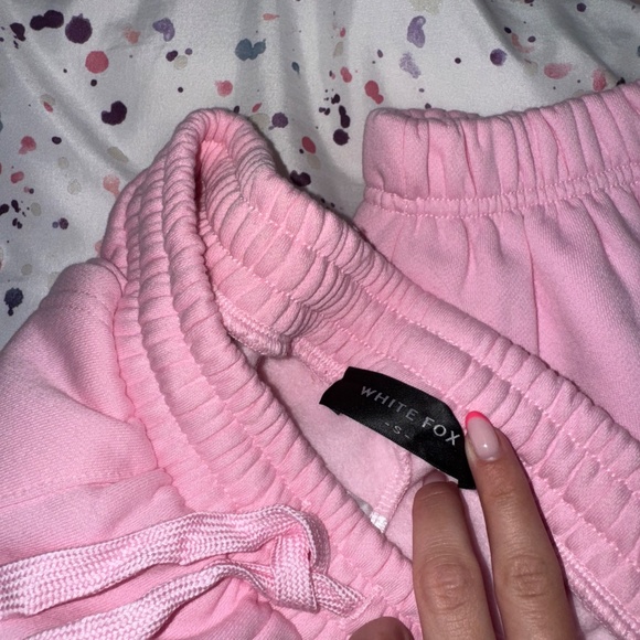 White Fox Sweats - Picture 2 of 2